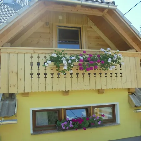 Farm stay Pri Miklavu *