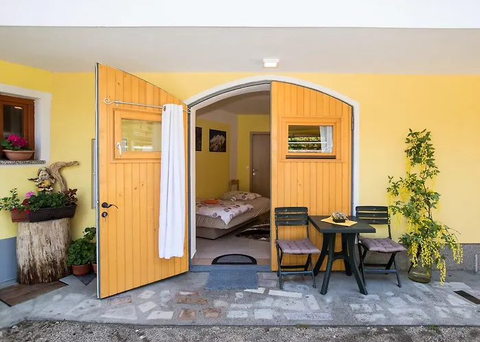 Pri Miklavu * بوينج