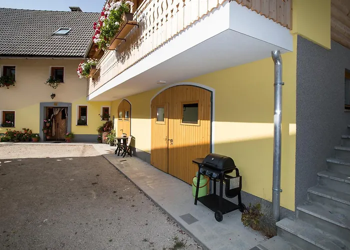 Pri Miklavu * 博希尼