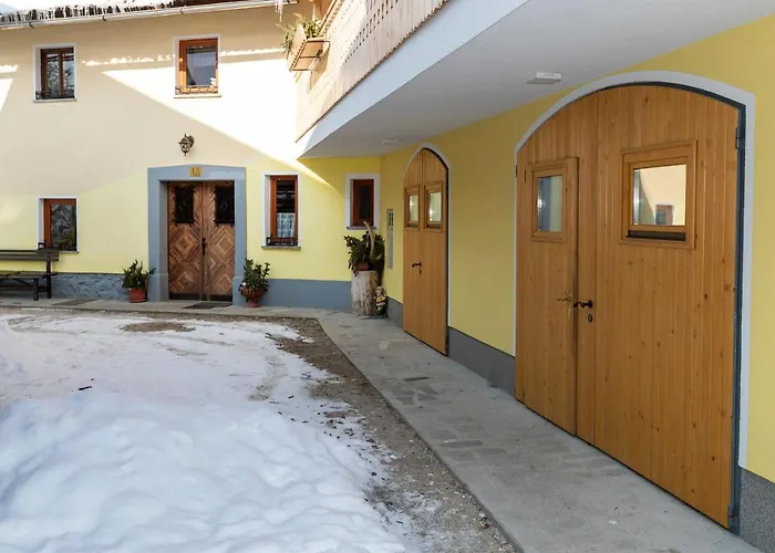 Pri Miklavu 博希尼